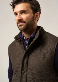 Felwell Men's Gilet In Olive - Regular Fit 8 Felwell Men's Gilet In Olive - Regular Fit -Alan Paine Fashion Store Felwell Mens Quilted Gilet Olive 1