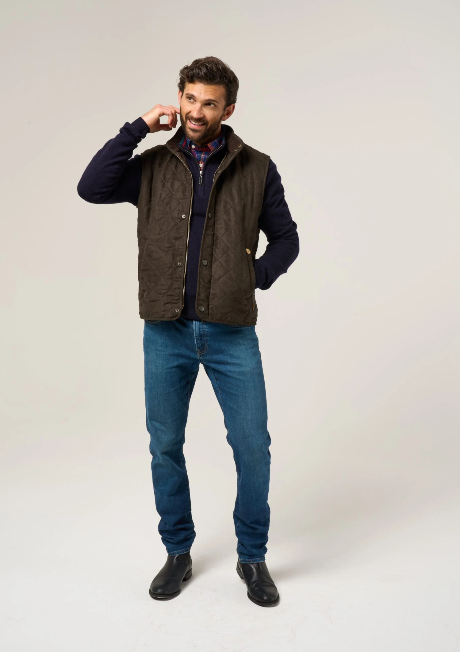 Felwell Men's Gilet In Olive - Regular Fit 5 Felwell Men's Gilet In Olive - Regular Fit - Image 5