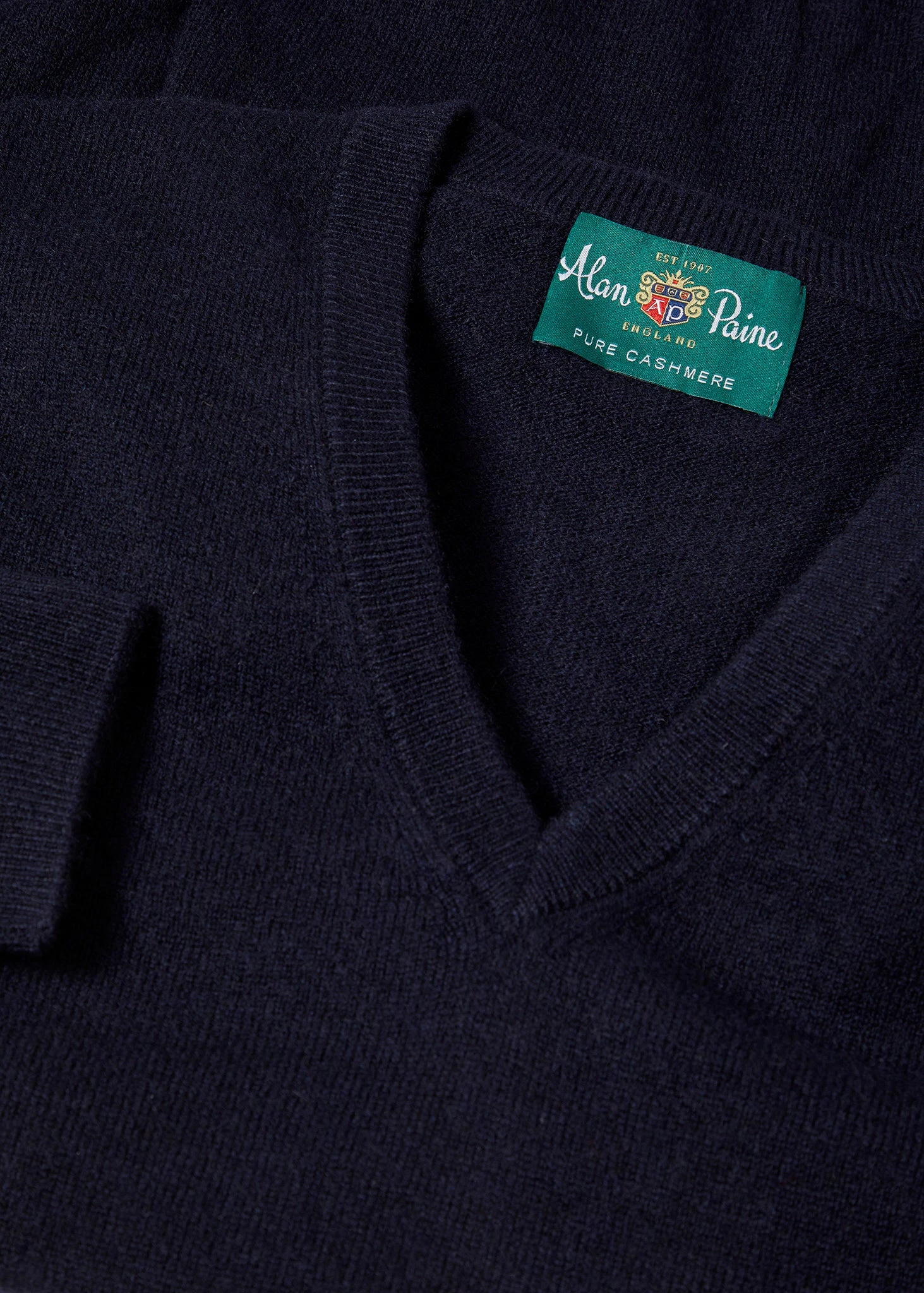 Haddington Cashmere Jumper In Dark Navy - Regular Fit 2 Haddington Cashmere Jumper In Dark Navy - Regular Fit - Image 2