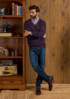 Hampshire Lambswool Jumper In Elderberry - Classic Fit -Alan Paine Fashion Store Hampshire Lambswool Jumper Elderberry 2
