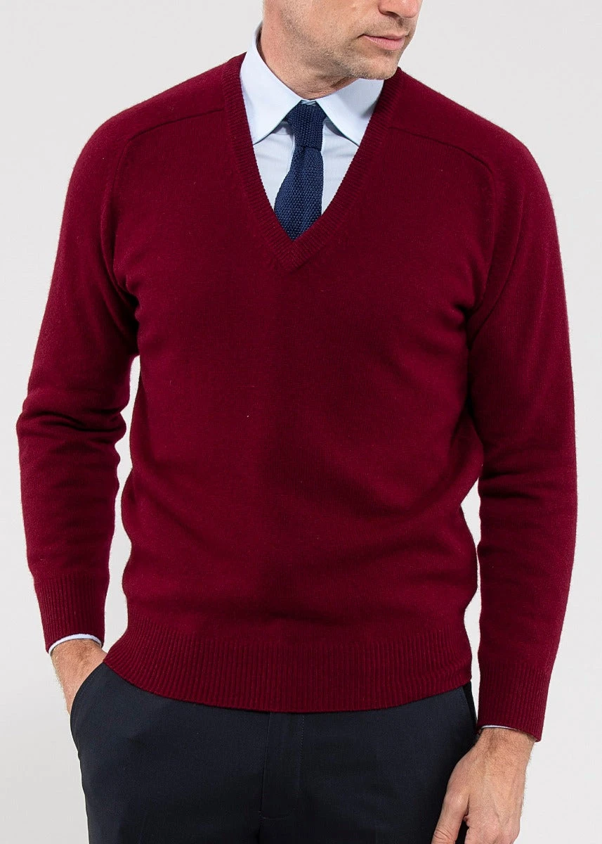 Hampshire Lambswool Jumper In Bordeaux - Classic Fit 4 Hampshire Lambswool Jumper In Bordeaux - Classic Fit - Image 4