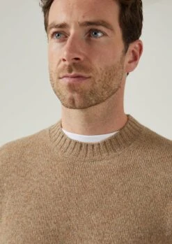 Kinnadie Supersoft Shetland Jumper In Pale Oak - Regular Fit -Alan Paine Fashion Store Kinnadie mens supersoft shetland jumper pale oak 3