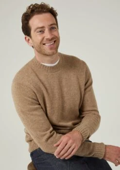 Kinnadie Supersoft Shetland Jumper In Pale Oak - Regular Fit -Alan Paine Fashion Store Kinnadie mens supersoft shetland jumper pale oak 5