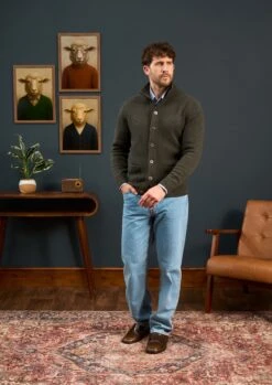 Landford Men's Lambswool Buttoned Jumper In Seaweed - Regular Fit 7 Landford Men's Lambswool Buttoned Jumper In Seaweed - Regular Fit -Alan Paine Fashion Store Landford Mens Lambswool Buttoned Jumper In Seaweed 2