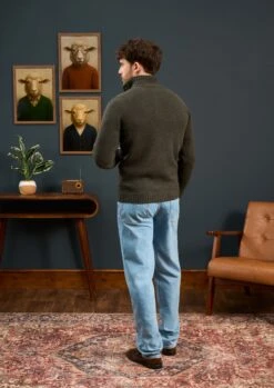 Landford Men's Lambswool Buttoned Jumper In Seaweed - Regular Fit 8 Landford Men's Lambswool Buttoned Jumper In Seaweed - Regular Fit -Alan Paine Fashion Store Landford Mens Lambswool Buttoned Jumper In Seaweed 3