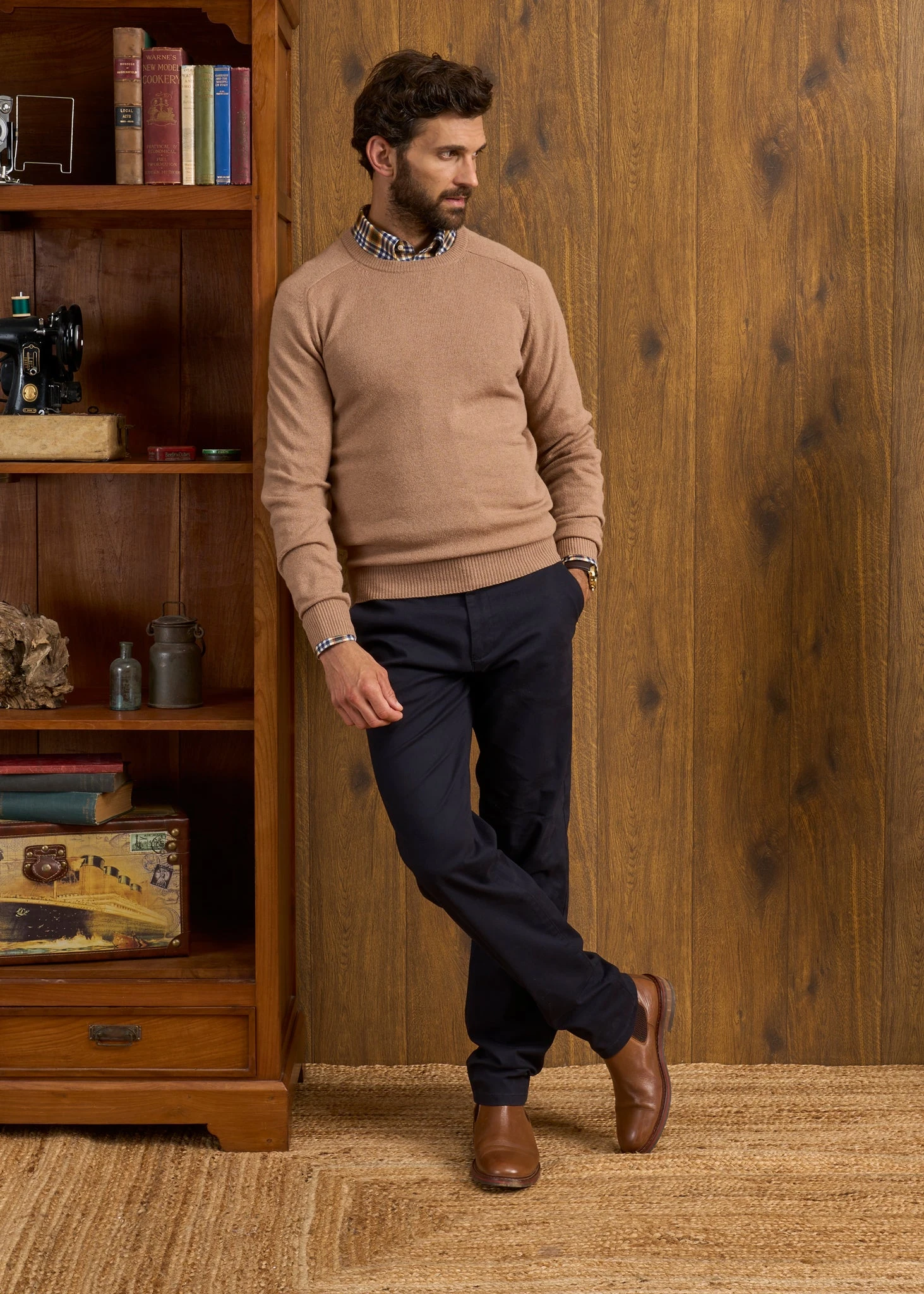 Lenzie Men's Lambswool Jumper In Camel - Regular Fit 4 Lenzie Men's Lambswool Jumper In Camel - Regular Fit - Image 4