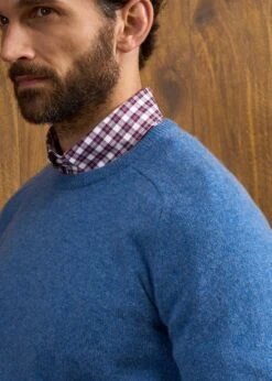 Lenzie Men's Lambswool Jumper In Jeans - Regular Fit 13 Lenzie Men's Lambswool Jumper In Jeans - Regular Fit -Alan Paine Fashion Store Lenzie Lambswool Crew Neck Jumper Jeans 5