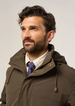 Lockwood Men's Shooting Coat In Olive - Shooting Fit -Alan Paine Fashion Store Lockwood Waterproof Shooting Coat Olive 5