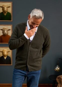 Cornwall Lambswool Cardigan In Seaweed - Classic Fit 7 Cornwall Lambswool Cardigan In Seaweed - Classic Fit -Alan Paine Fashion Store Mens Lambswool Cardigan Dark Green 1