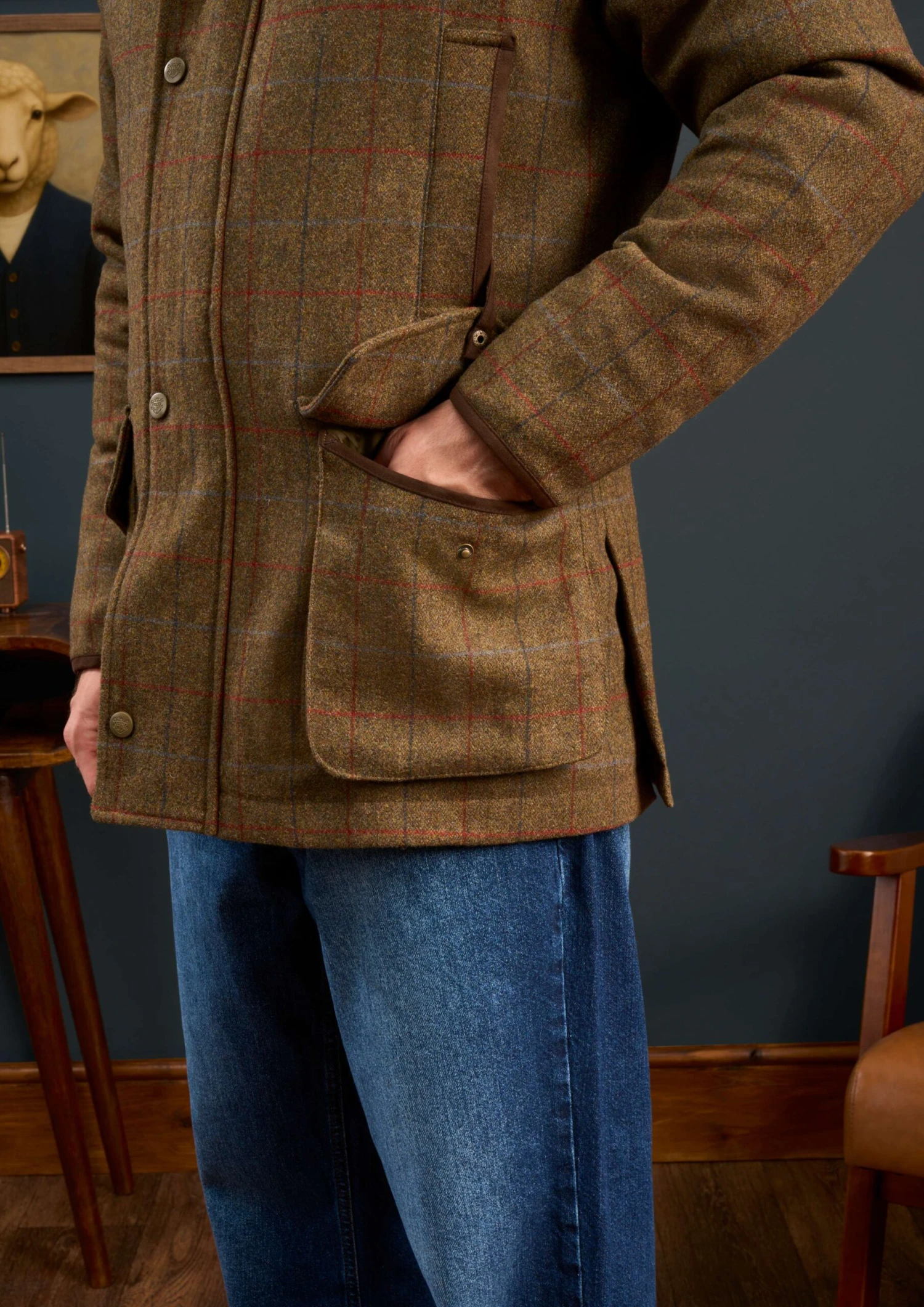 Surrey Waterproof Tweed Coat In Hawkswood - Shooting Fit 5 Surrey Waterproof Tweed Coat In Hawkswood - Shooting Fit - Image 5