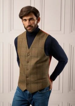 Combrook Men's Tweed Lined-Back Waistcoat In Thyme - Regular Fit 8 Combrook Men's Tweed Lined-Back Waistcoat In Thyme - Regular Fit -Alan Paine Fashion Store Mens Tweed Waistcoat Combrook Thyme 2