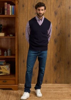 Norfolk Men's Lambswool Slipover In Navy - Classic Fit -Alan Paine Fashion Store Norfolk Lambswool Knitted Slipover Dark Navy 2