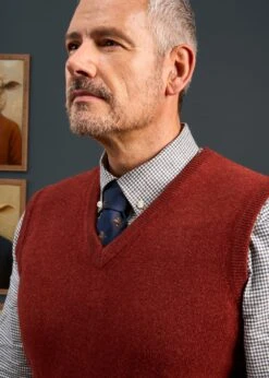 Norfolk Men's Lambswool Slipover In Sienna - Classic Fit -Alan Paine Fashion Store Norfolk Mens Lambswool Slipover Sienna 3