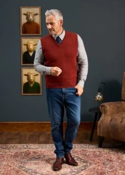 Norfolk Men's Lambswool Slipover In Sienna - Classic Fit -Alan Paine Fashion Store Norfolk Mens Lambswool Slipover Sienna 4