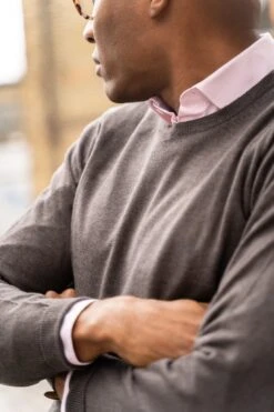 Radstone Men's Merino Wool Jumper In Dark Brown - Regular Fit -Alan Paine Fashion Store Radstone Mens Vee Neck Merino Jumper Brown 1