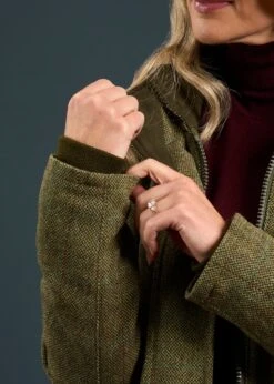 Rutland Ladies Tweed Waterproof Shooting Coat In Hemp 10 Rutland Ladies Tweed Waterproof Shooting Coat In Hemp -Alan Paine Fashion Store Rutland Ladies Tweed Waterproof Shooting Coat 4