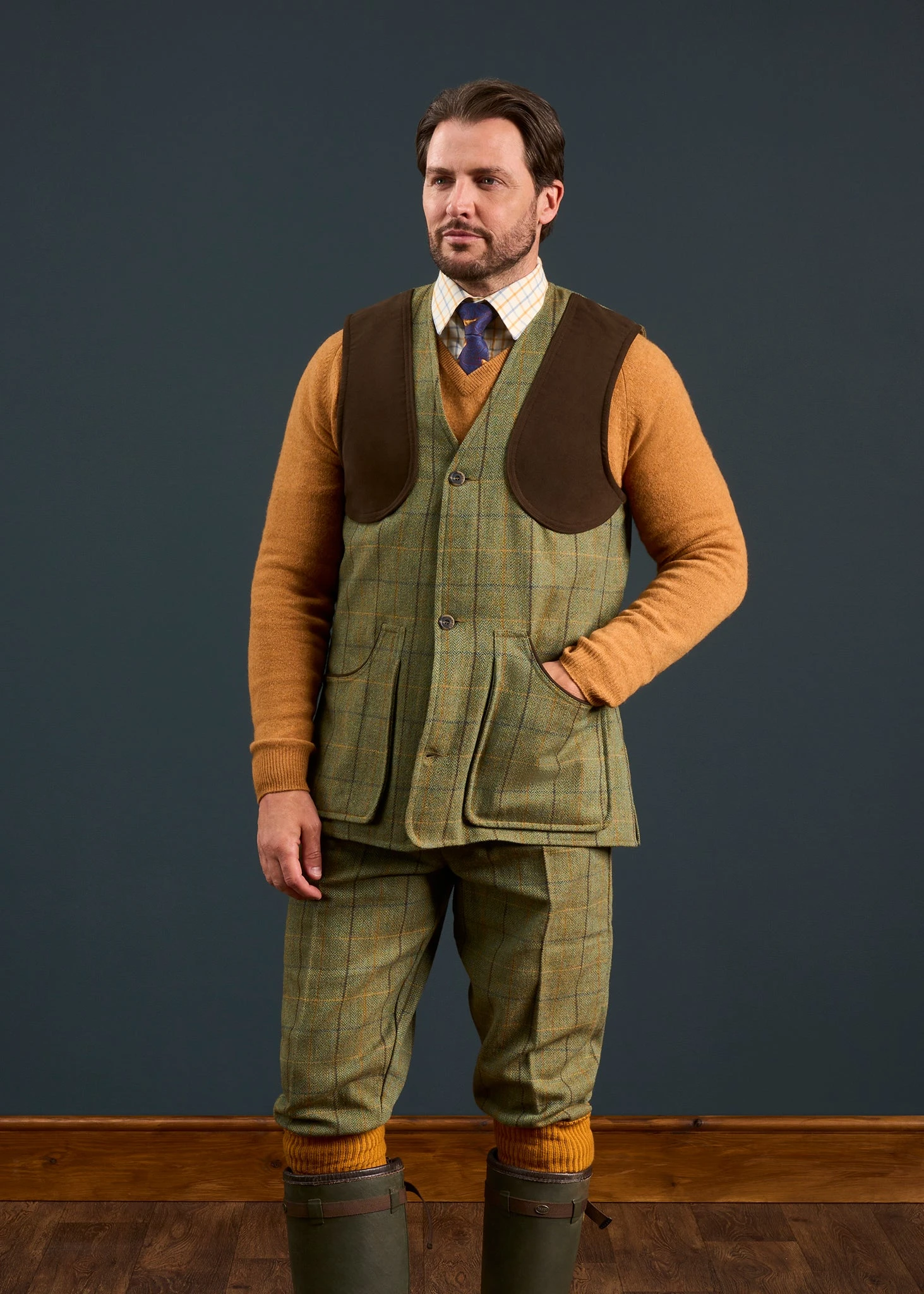 Rutland Men's Tweed Shooting Waistcoat In Dark Moss - Shooting Fit 2 Rutland Men's Tweed Shooting Waistcoat In Dark Moss - Shooting Fit - Image 2