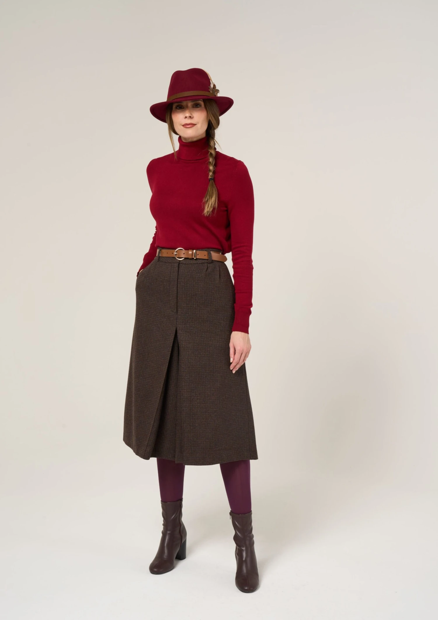 Surrey Ladies Tweed Culottes In Bramble 6 Surrey Ladies Tweed Culottes In Bramble - Image 6