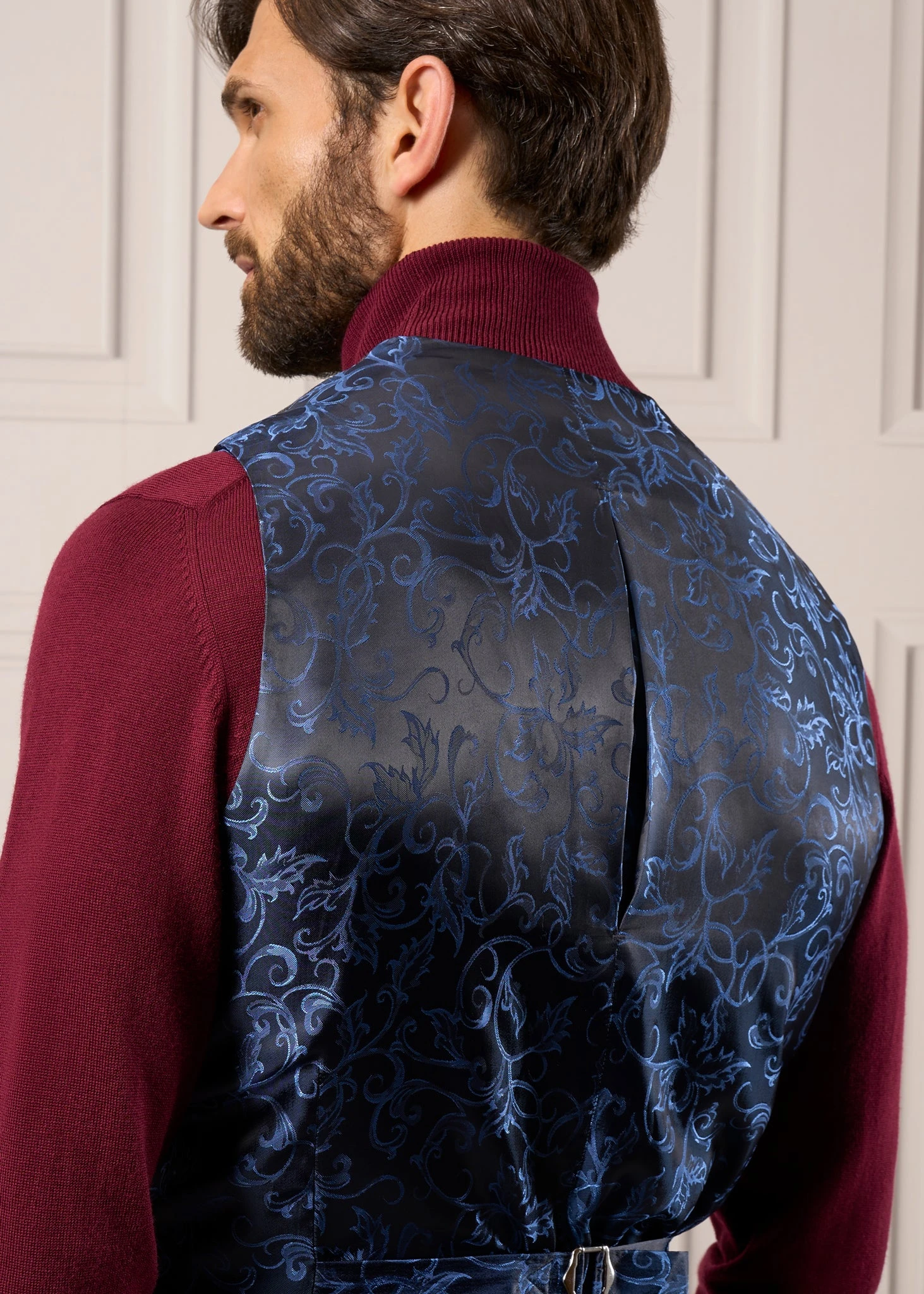 Surrey Men's Tweed Lined Country Waistcoat In Blue - Regular Fit 4 Surrey Men's Tweed Lined Country Waistcoat In Blue - Regular Fit - Image 4