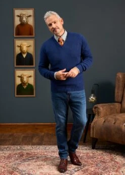 Hampshire Lambswool Jumper In Indigo - Classic Fit -Alan Paine Fashion Store hampshire mens lambswool jumper indigo 2