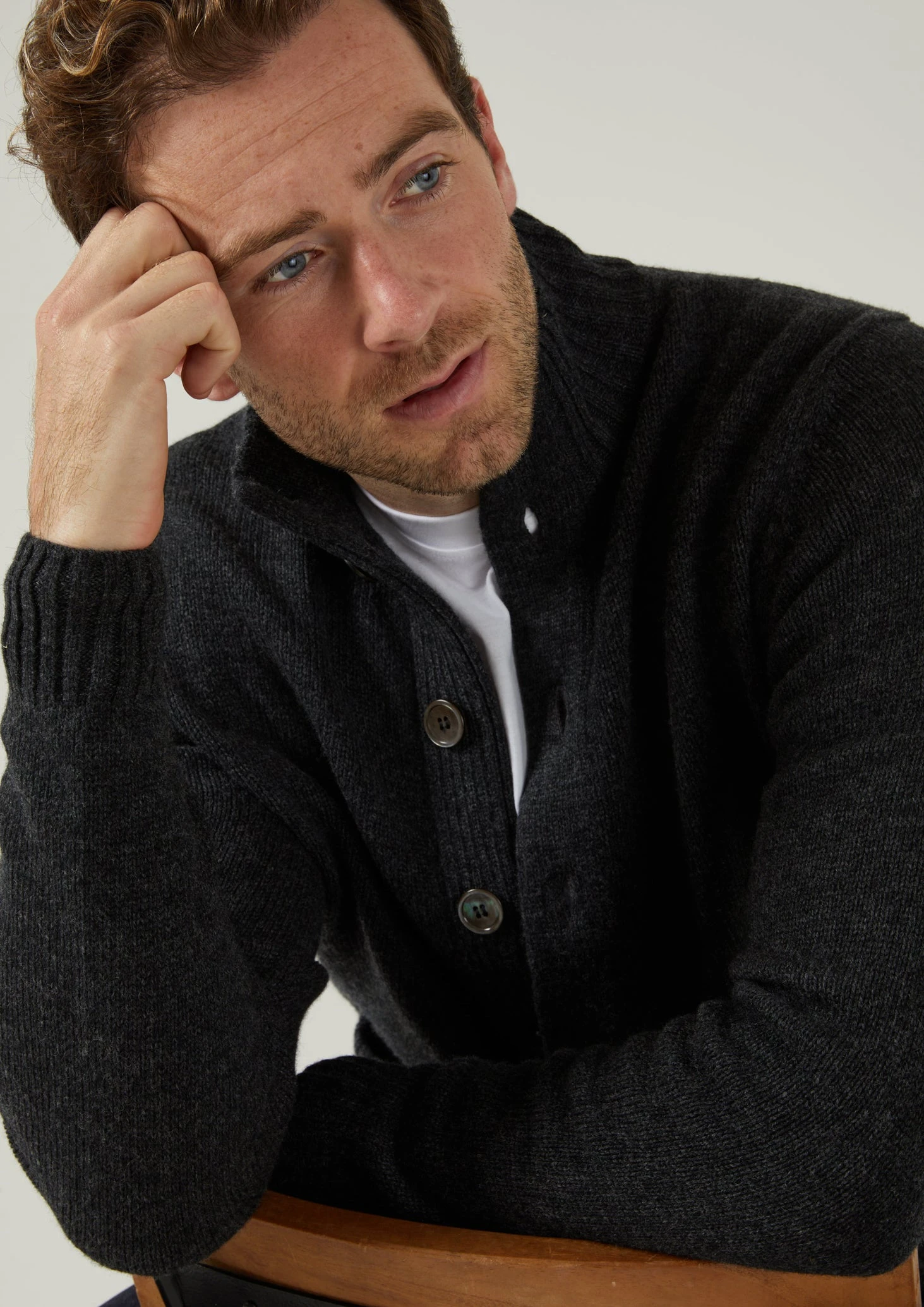 Landford Men's Lambswool Buttoned Jumper In Charcoal - Regular Fit 5 Landford Men's Lambswool Buttoned Jumper In Charcoal - Regular Fit - Image 5